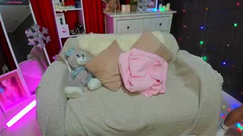 Emiliya online show from January 13, 4:50 am