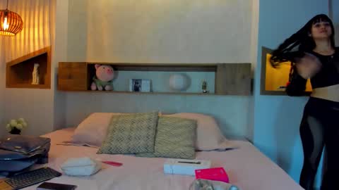 Emily Beaumont. online show from February 19, 11:43 am