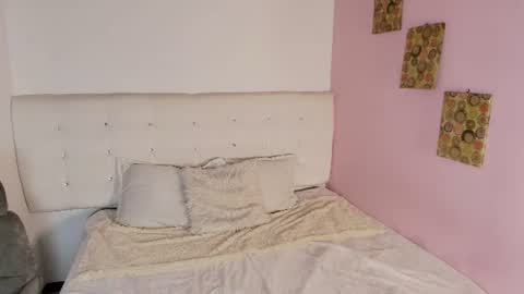 Emilly online show from July 3, 3:34 am