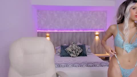 Emily online show from March 8, 3:05 am