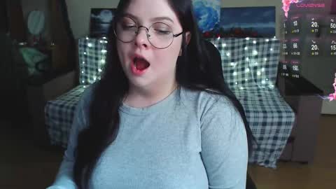 Emily online show from December 20, 9:41 pm