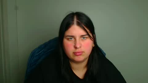 Emily online show from April 24, 12:30 pm