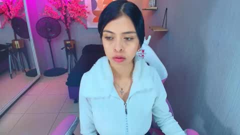 Emily osman online show from February 2, 12:48 pm