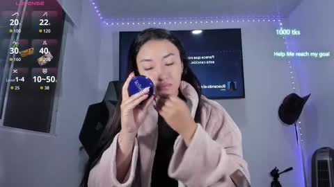 emily_palmeer online show from March 4, 9:05 am