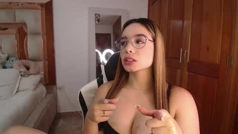 emily online show from March 9, 11:41 pm