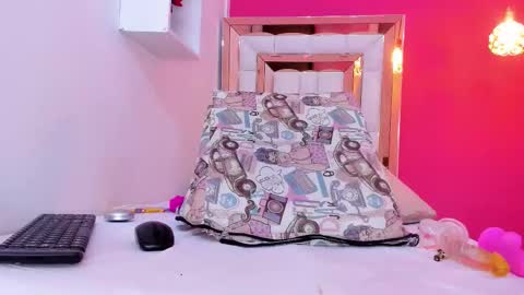 Emily online show from February 26, 9:58 pm