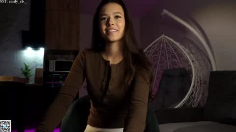 emilybatee online show from September 18, 7:01 pm