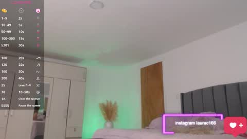 Emily online show from October 17, 5:38 pm