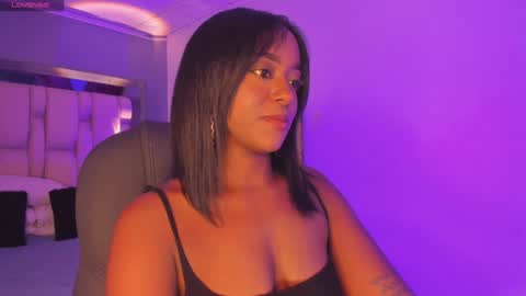 Emily  online show from January 22, 8:06 pm