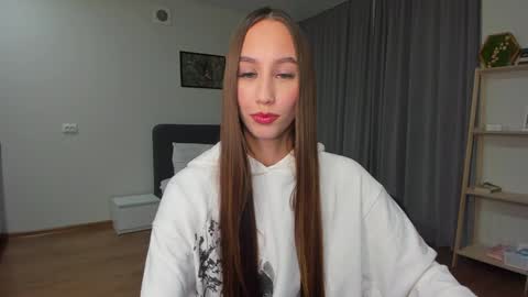 Alina online show from December 3, 6:38 pm