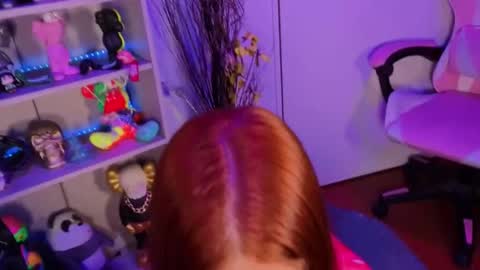 VALEEEN online show from December 22, 5:05 pm