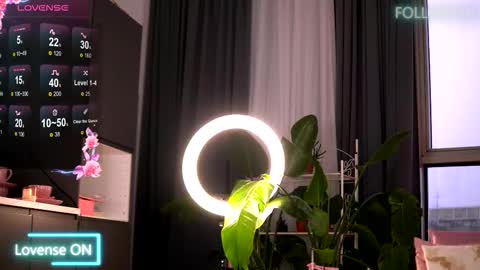 Emily online show from October 3, 5:01 am