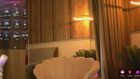 Emily online show from February 28, 5:59 pm