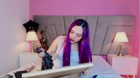 emily online show from December 5, 9:27 pm