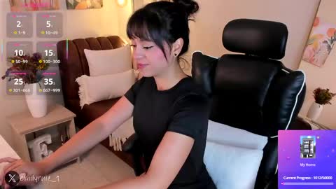 Emily online show from April 26, 12:14 pm