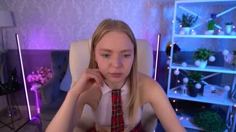  MY NAME IS Emily WELCOME EVERYONE I WILL BE HAPPY TO GIVE YOU WHAT YOU HAVE DREAMED OF FOR SO LONG online show from September 10, 6:46 am