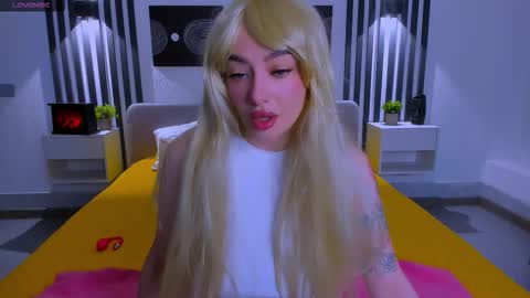 Emily online show from February 17, 1:16 am