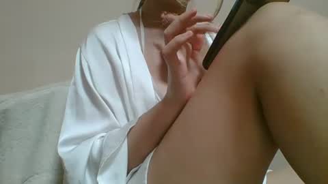 emma online show from December 28, 12:24 pm