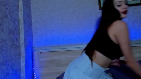 Emma online show from January 15, 3:50 pm