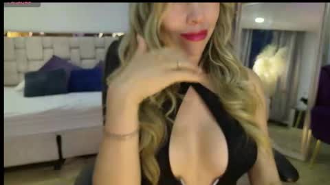 emma coronel online show from November 7, 11:20 pm