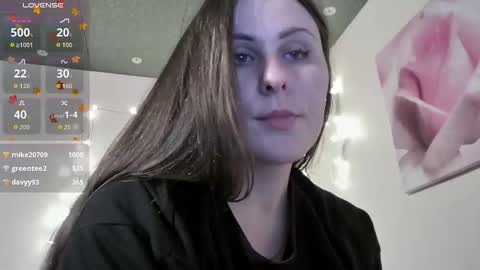 emma_just online show from November 1, 6:56 pm