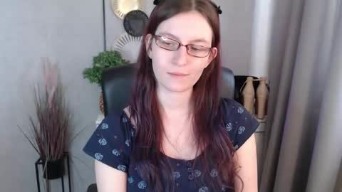 emma online show from March 13, 3:13 pm