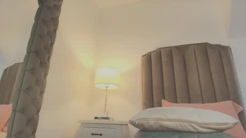 Ema online show from October 15, 1:25 pm