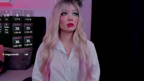 Emma  online show from October 14, 9:50 pm