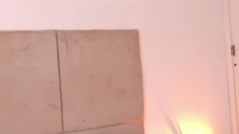 E M M A  online show from April 10, 4:57 pm