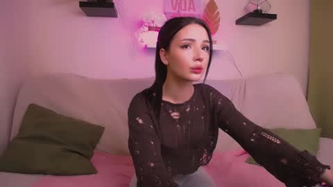 Emma online show from January 31, 5:09 am