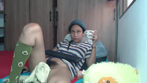 emmasweet95 online show from December 29, 8:48 pm