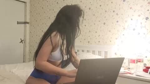 Emma online show from February 23, 8:19 pm