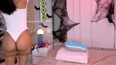 emmawilliams_2 online show from October 11, 6:07 am