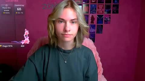 Emmi online show from October 18, 6:27 am