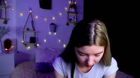 emmie_everly online show from October 16, 7:38 pm