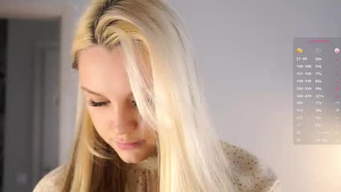 Aurora online show from September 21, 6:45 am