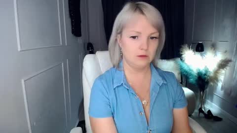 emmmam online show from March 3, 1:06 pm