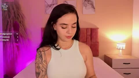 emmy_danielss online show from May 11, 2:45 pm