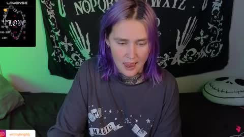 Emmy Bright     50  online show from September 24, 1:59 am