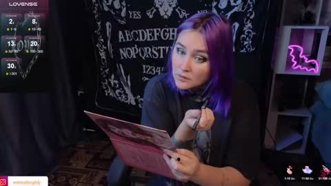 Emmy Bright     50  online show from September 15, 5:49 am