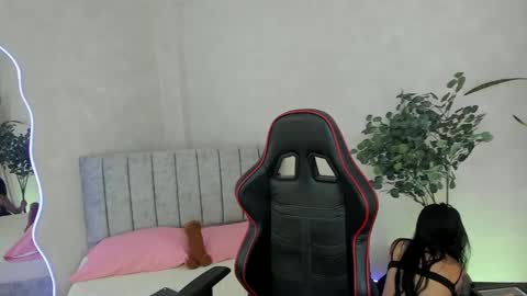 Emmy Evans  online show from September 8, 7:46 pm