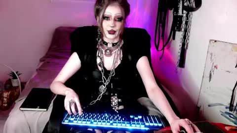 Morrigan online show from March 8, 2:43 pm