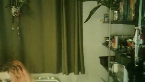 EmperorSkye online show from September 25, 2:10 am