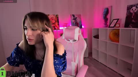 emy__angel online show from January 7, 12:03 am