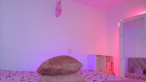 Emy online show from February 5, 4:26 am