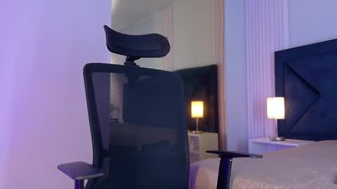 Emy online show from September 17, 8:07 pm