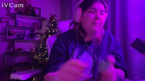 endless_voice_ online show from December 22, 10:40 am