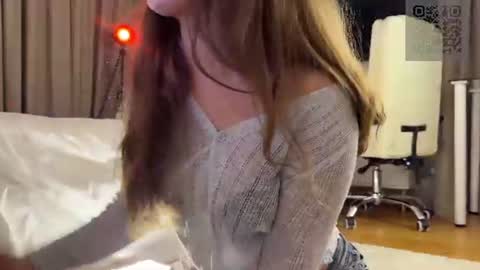 Mia online show from July 9, 10:22 pm