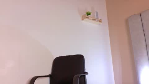  E N G E L  online show from October 1, 7:41 pm