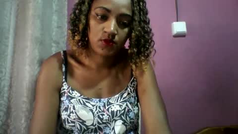 erica0586 online show from March 12, 7:46 am